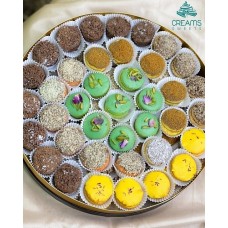 PETIT FOURS